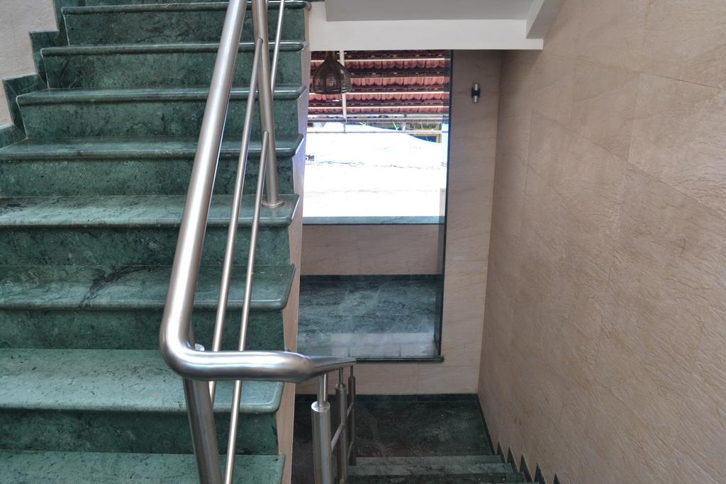 小屋酒店 孟买 外观 照片