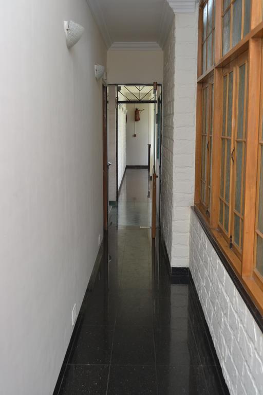 小屋酒店 孟买 外观 照片